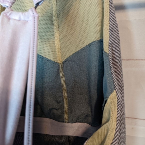 Lululemon athletica scoop neck tank - Picture 5 of 6